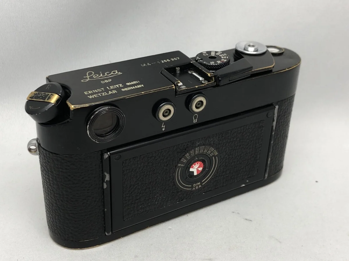 Leica M4