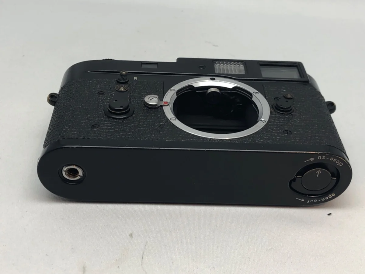 Leica M2