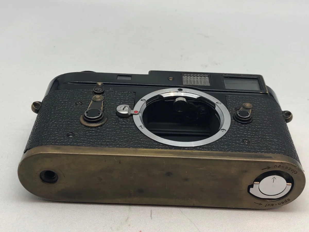 Leica M2