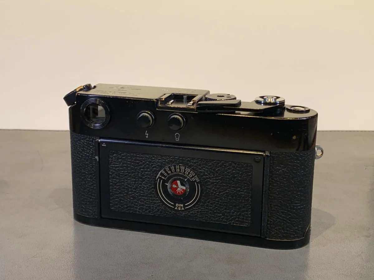 Leica M4