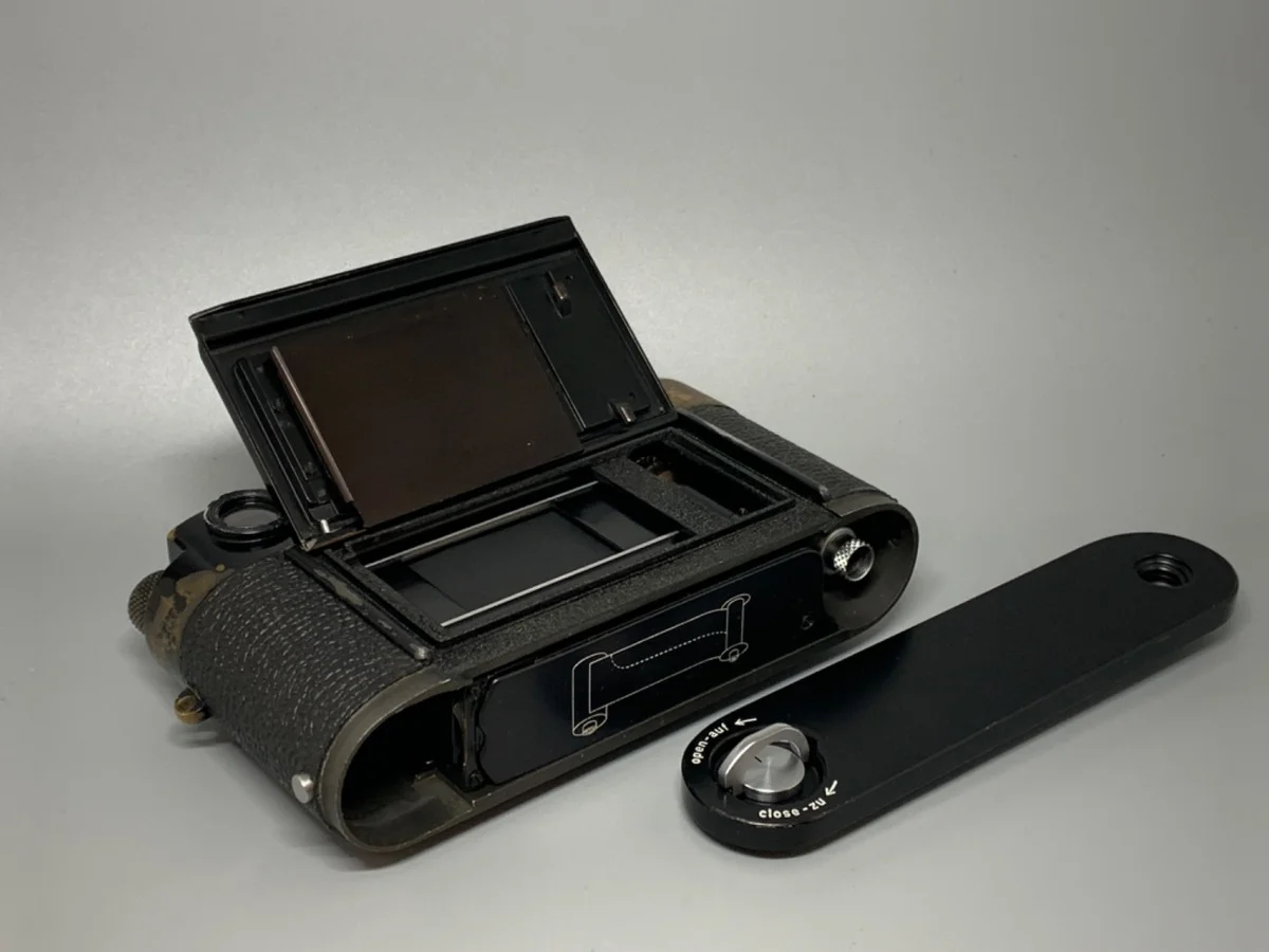 Leica M2