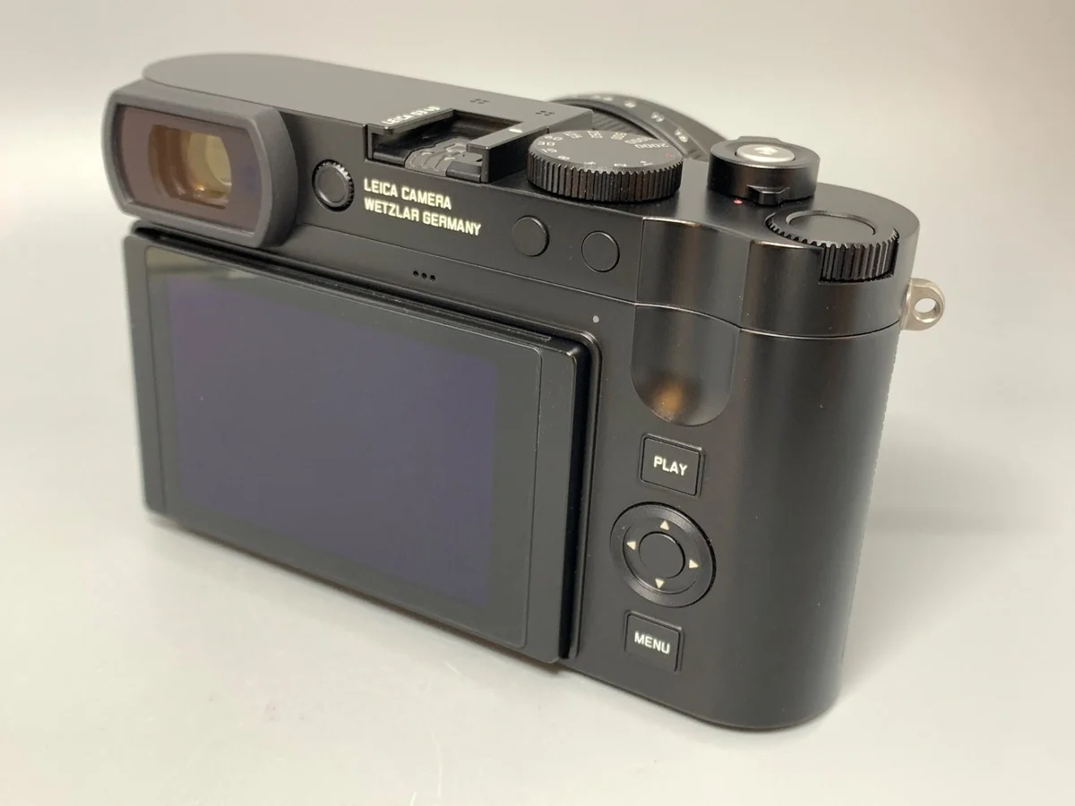 Leica Q3 43