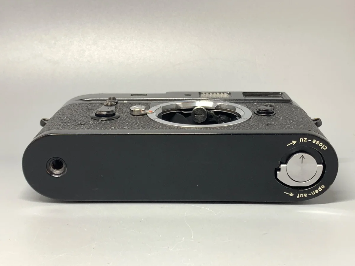 Leica M2