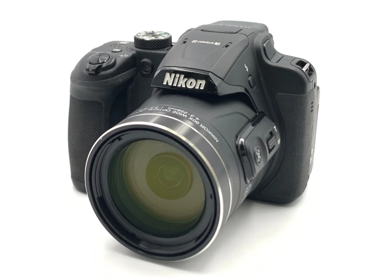 Nikon COOLPIX B700