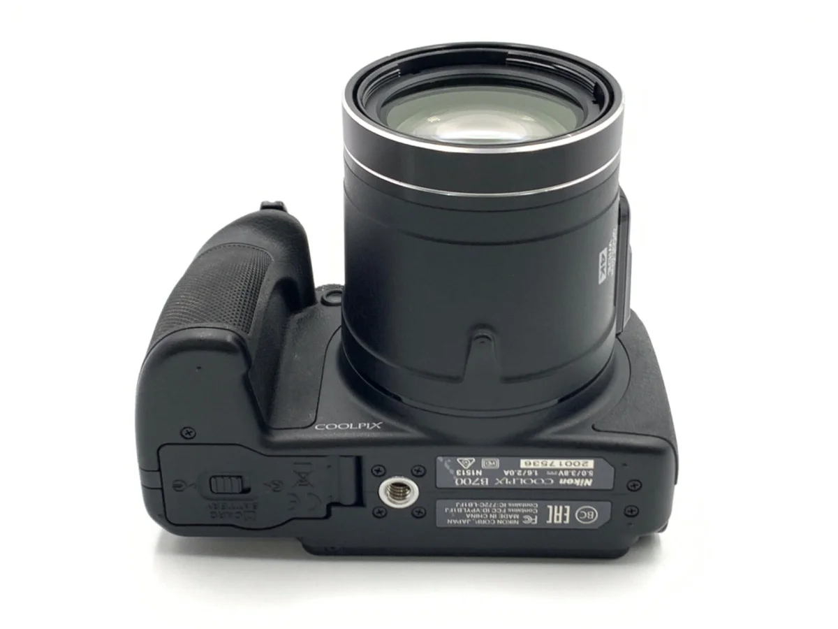 Nikon COOLPIX B700
