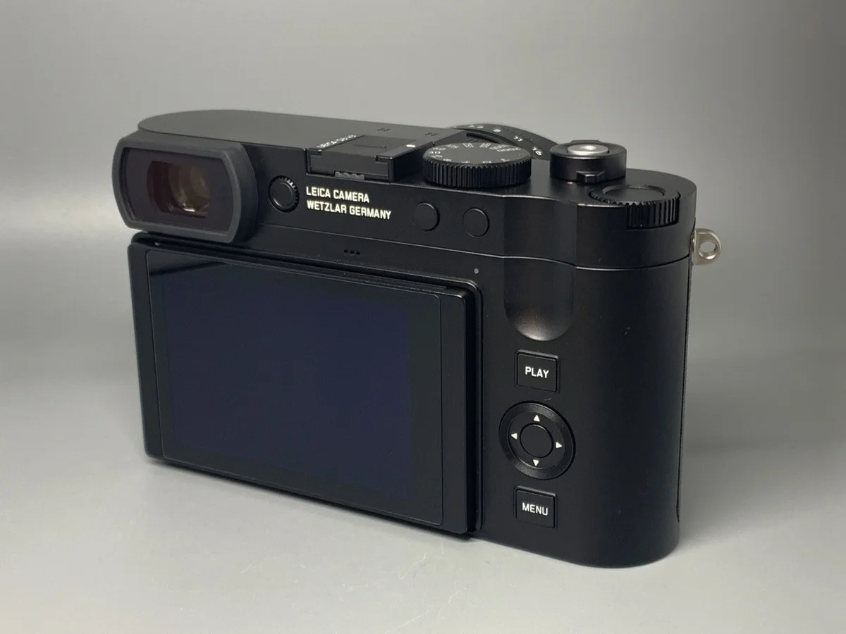 Leica Q3 43