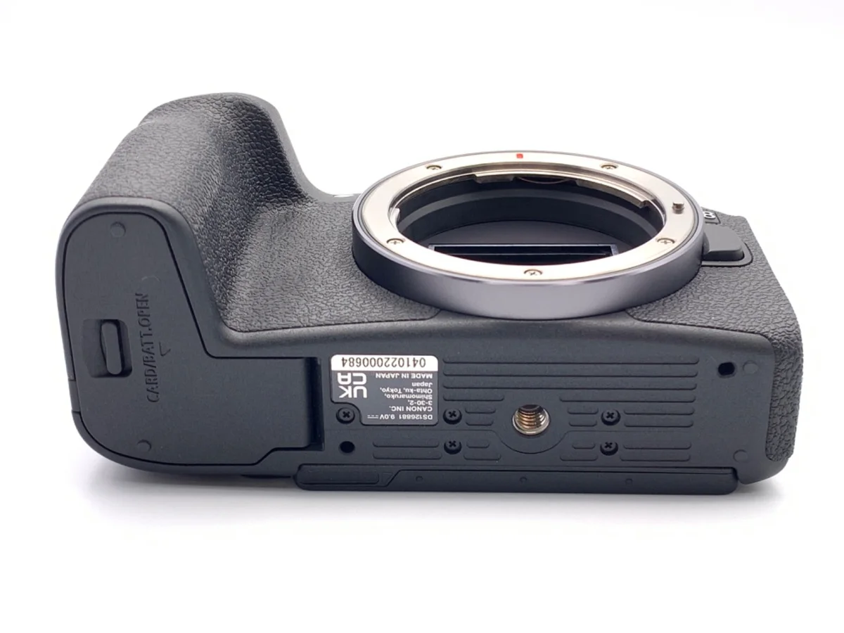 Canon EOS R8