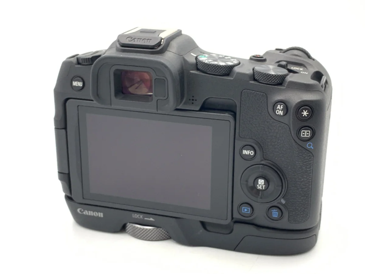 Canon EOS R8
