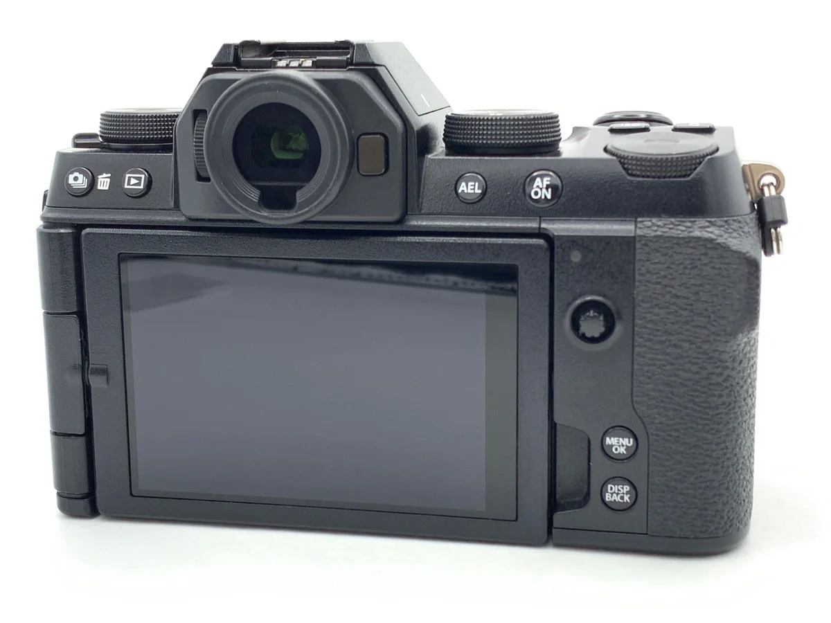 Fujifilm X-S10
