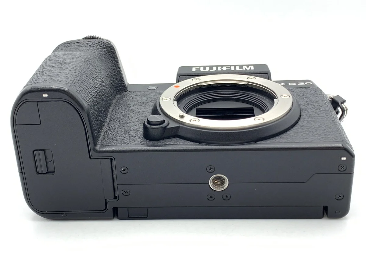 Fujifilm X-S20