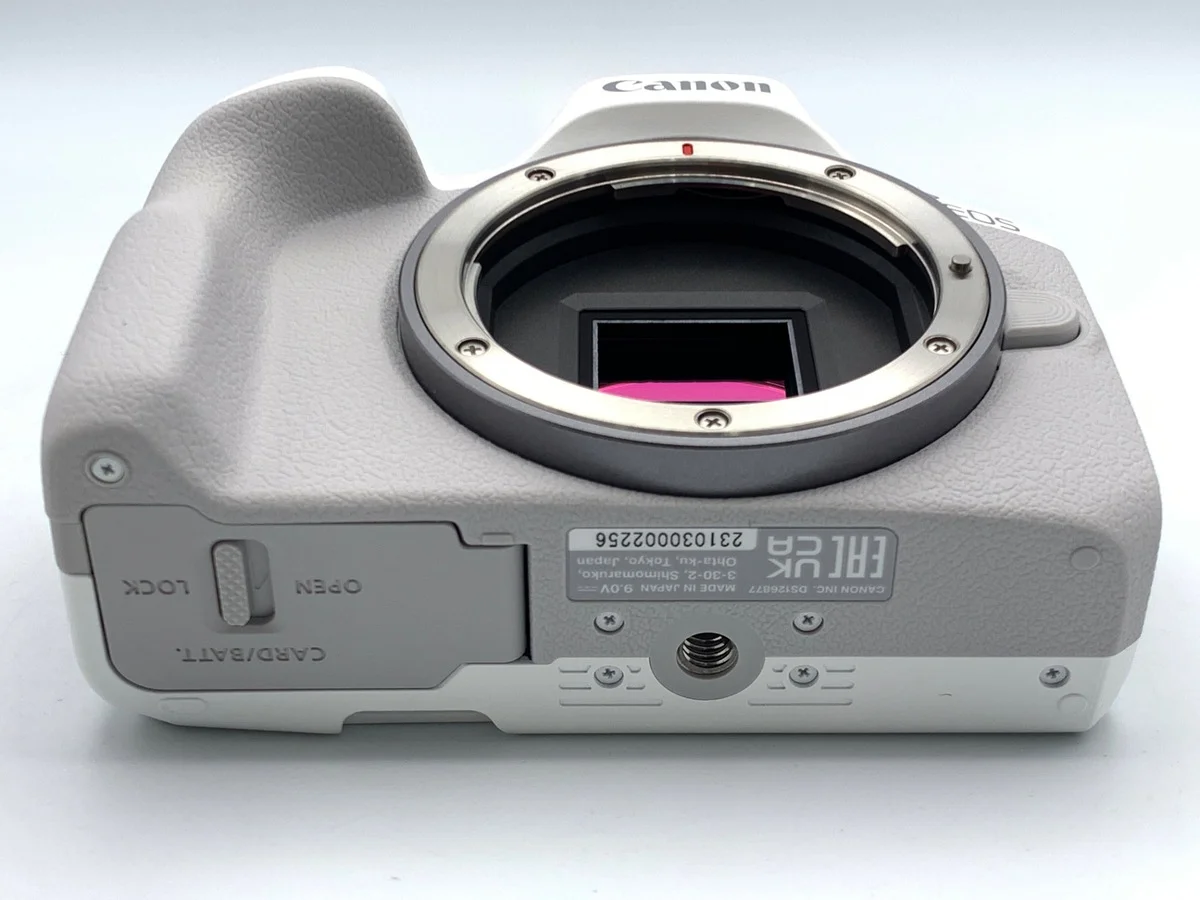 Canon EOS R50