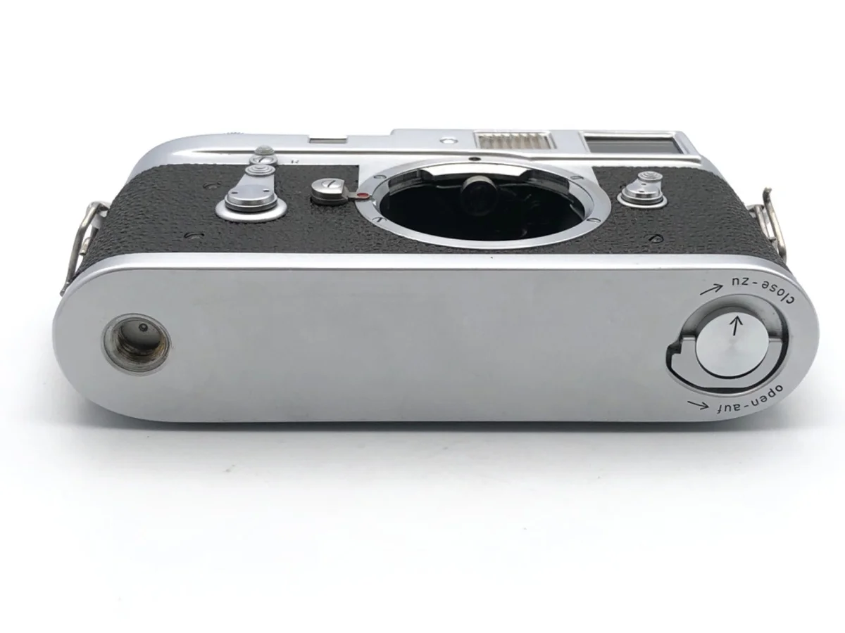 Leica M2