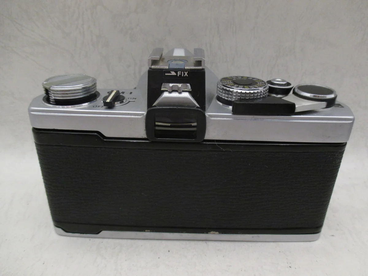 Olympus OM-1