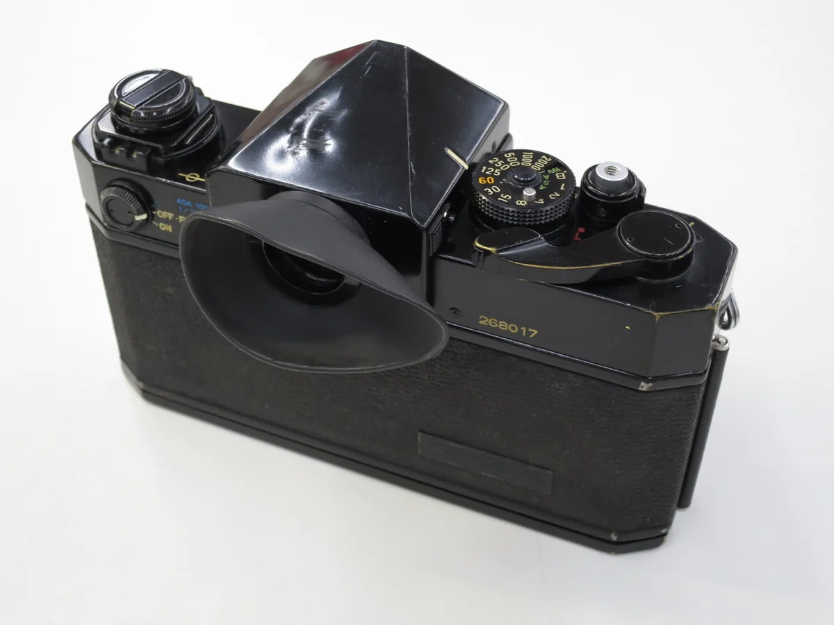 Canon F-1