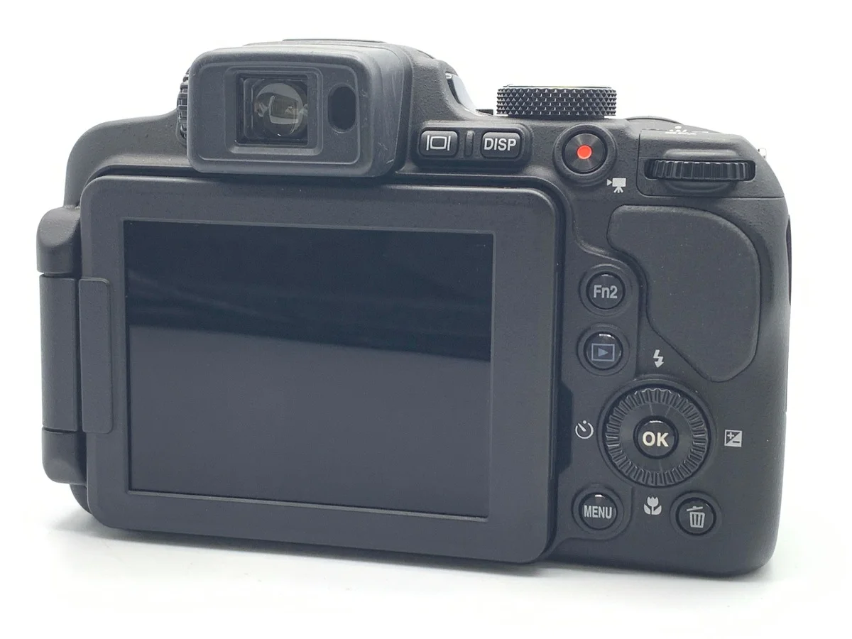 Nikon COOLPIX B700