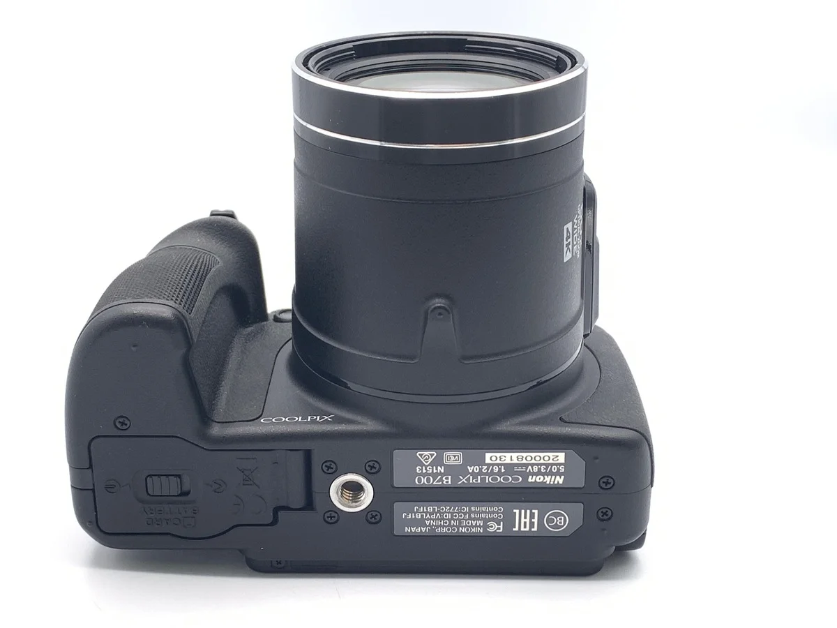 Nikon COOLPIX B700