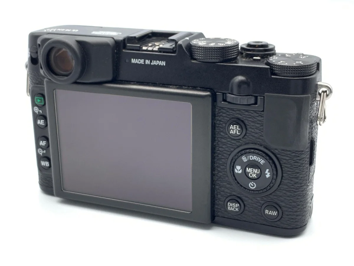 Fujifilm X10
