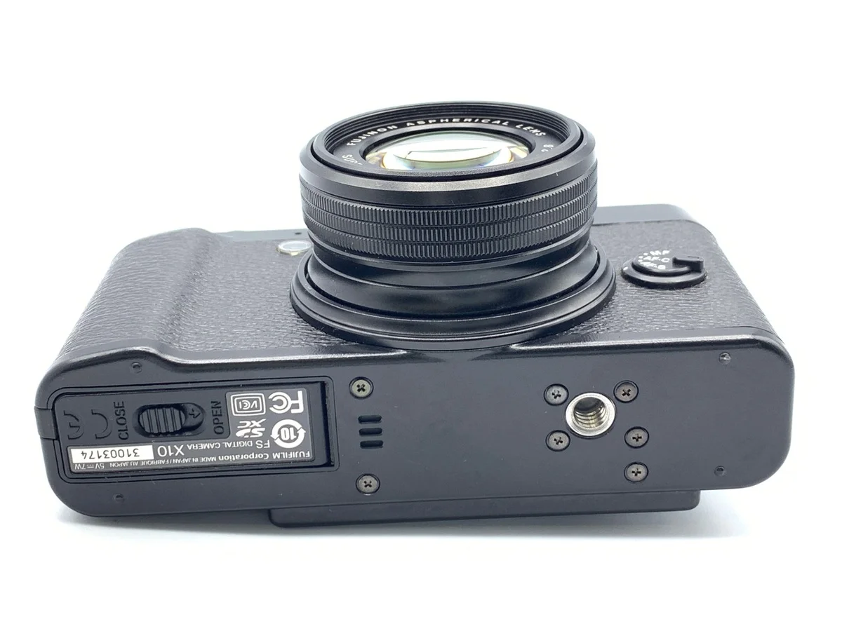 Fujifilm X10