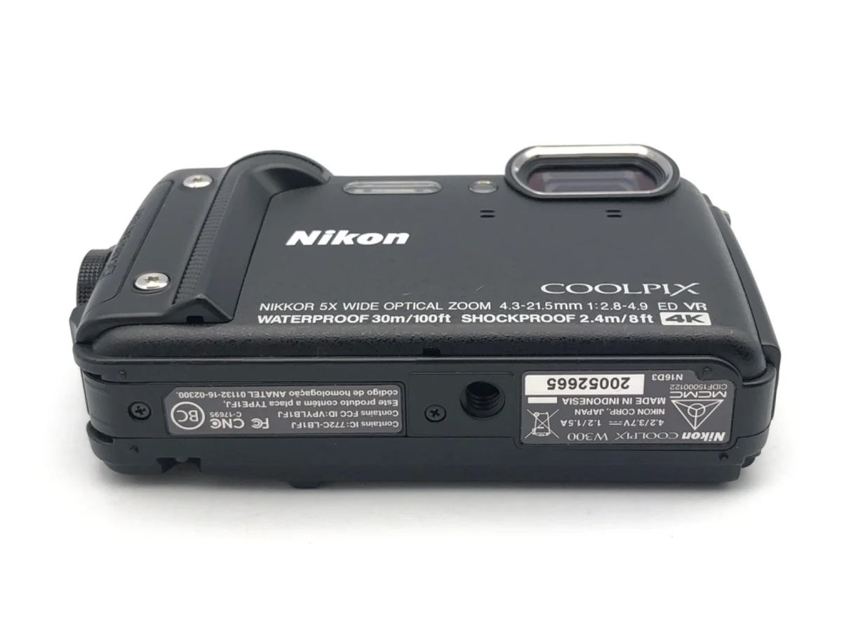 Nikon COOLPIX W300
