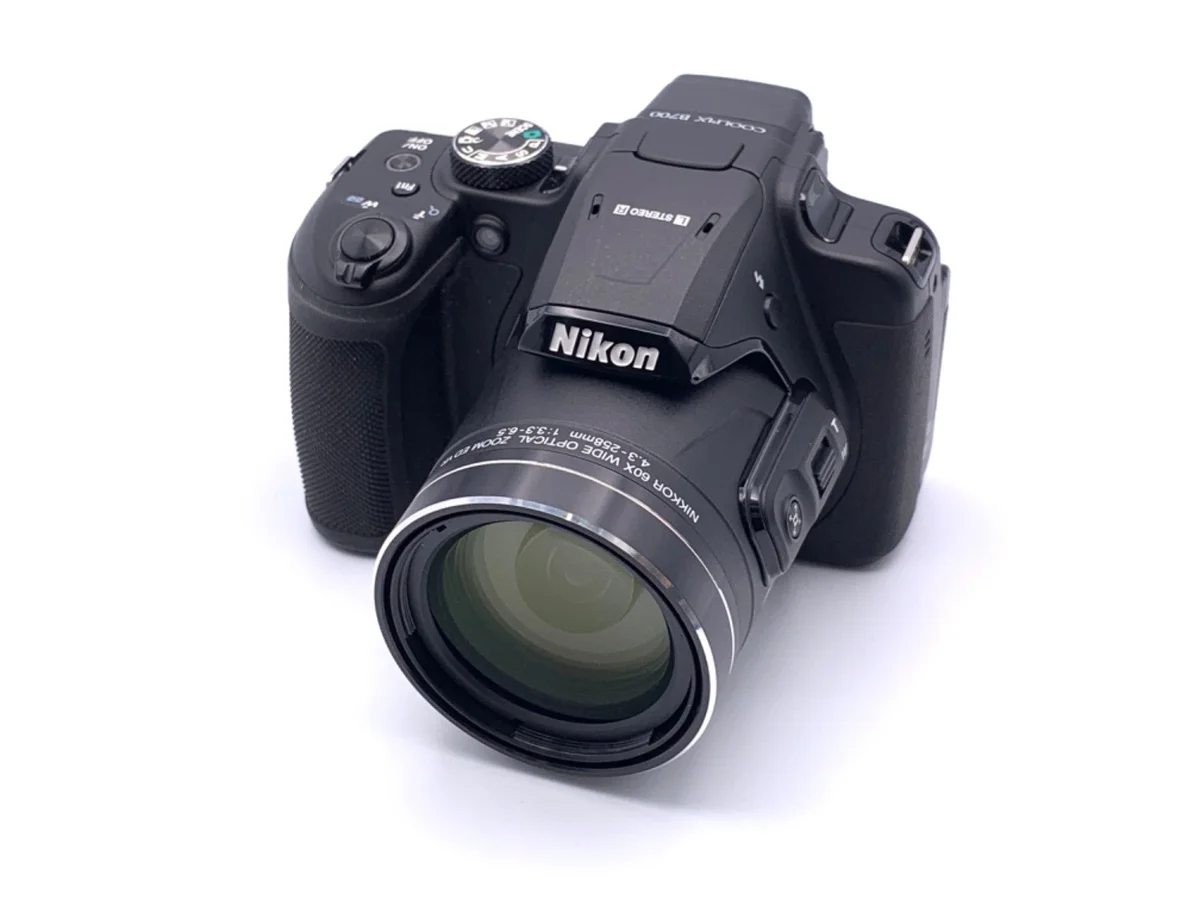 Nikon COOLPIX B700