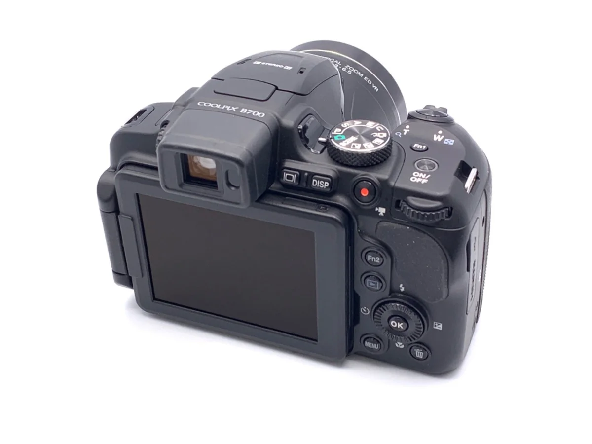 Nikon COOLPIX B700