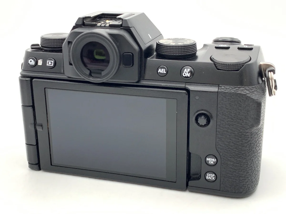 Fujifilm X-S10