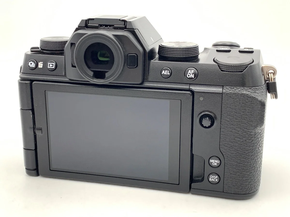 Fujifilm X-S10