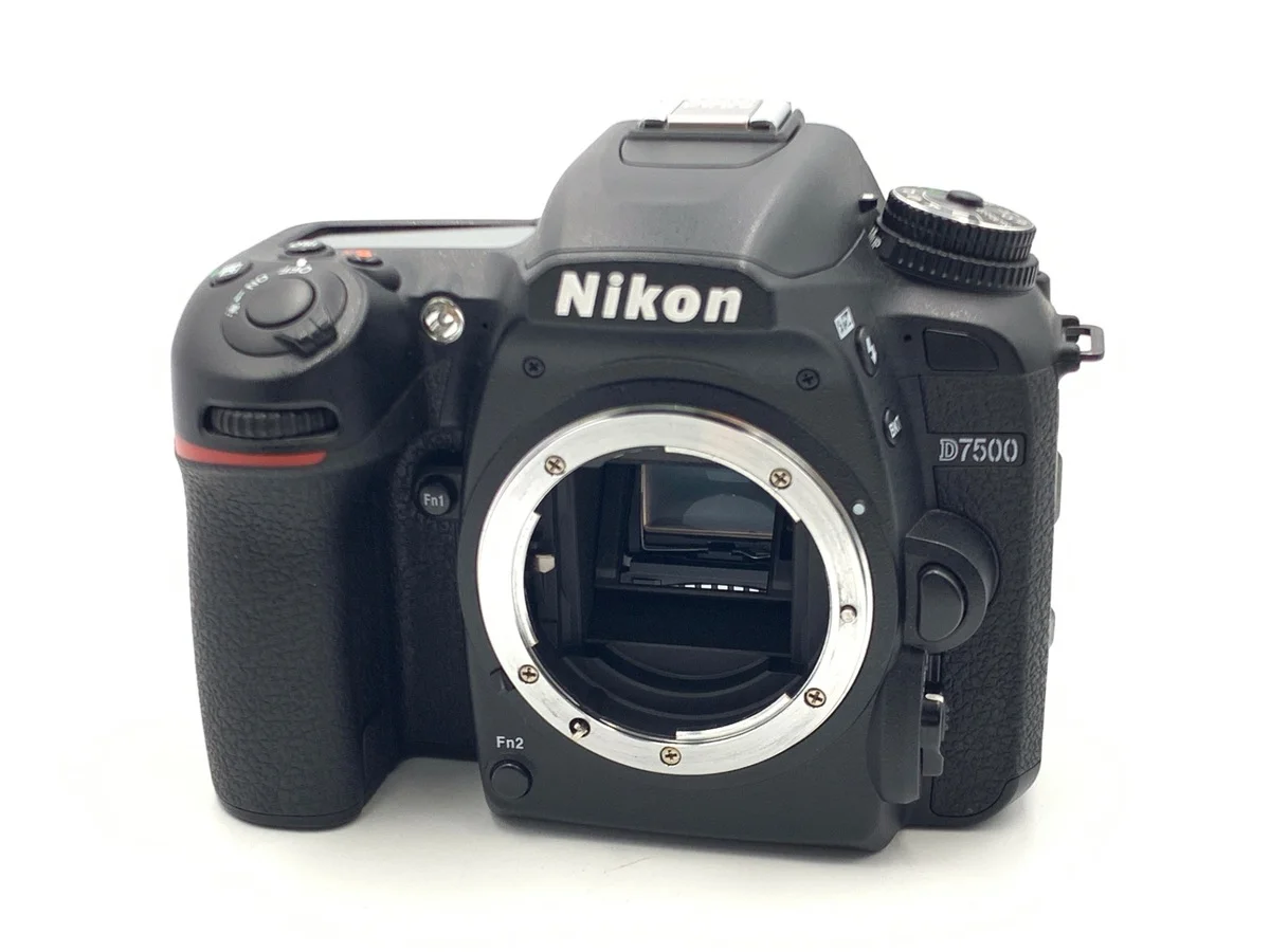 Nikon D7500
