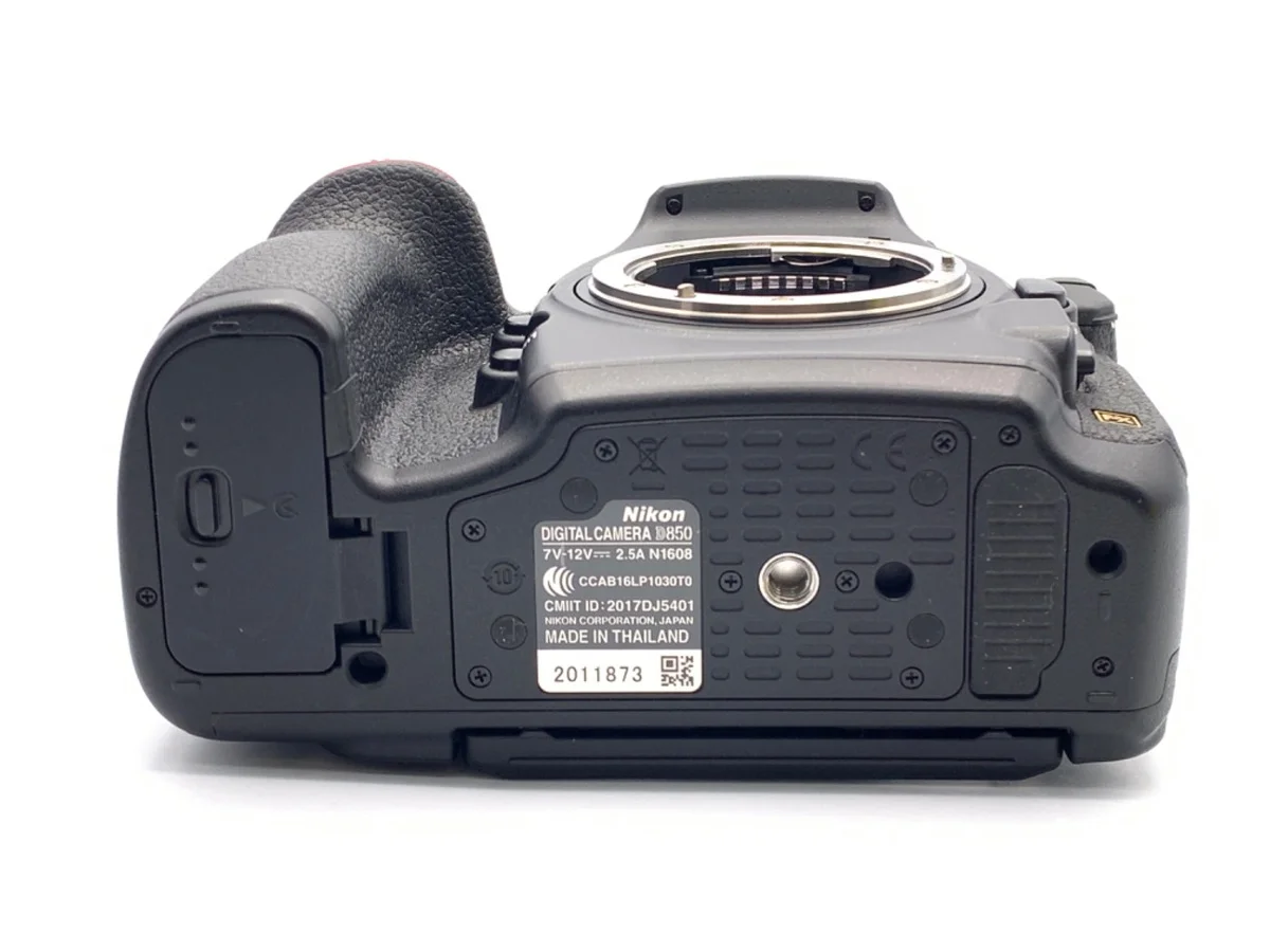 Nikon D850