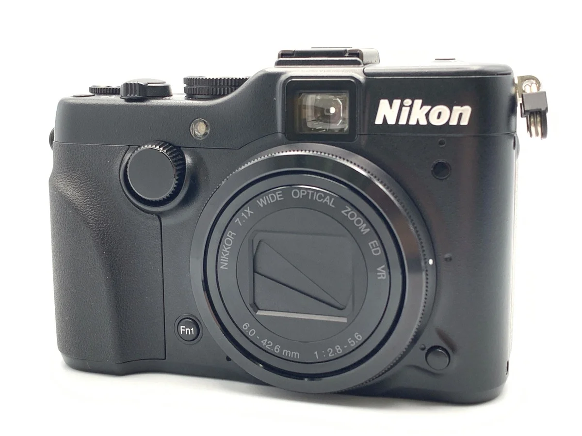 Nikon COOLPIX P7100