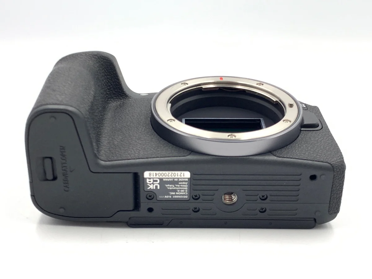 Canon EOS R8