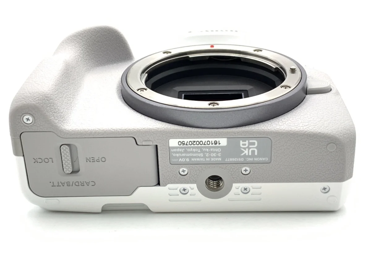 Canon EOS R50