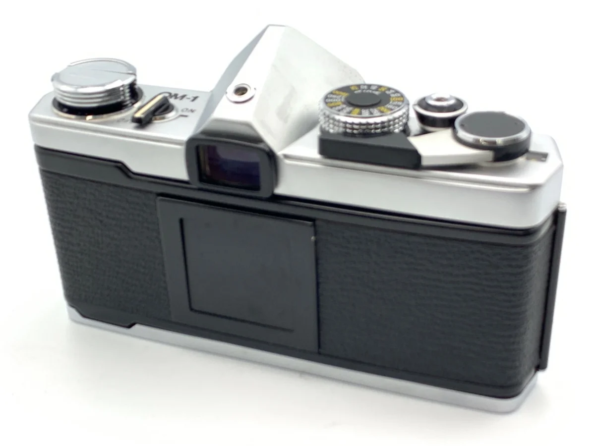 Olympus OM-1