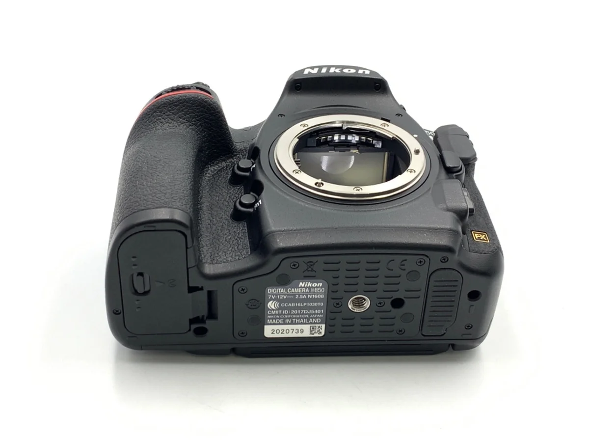 Nikon D850