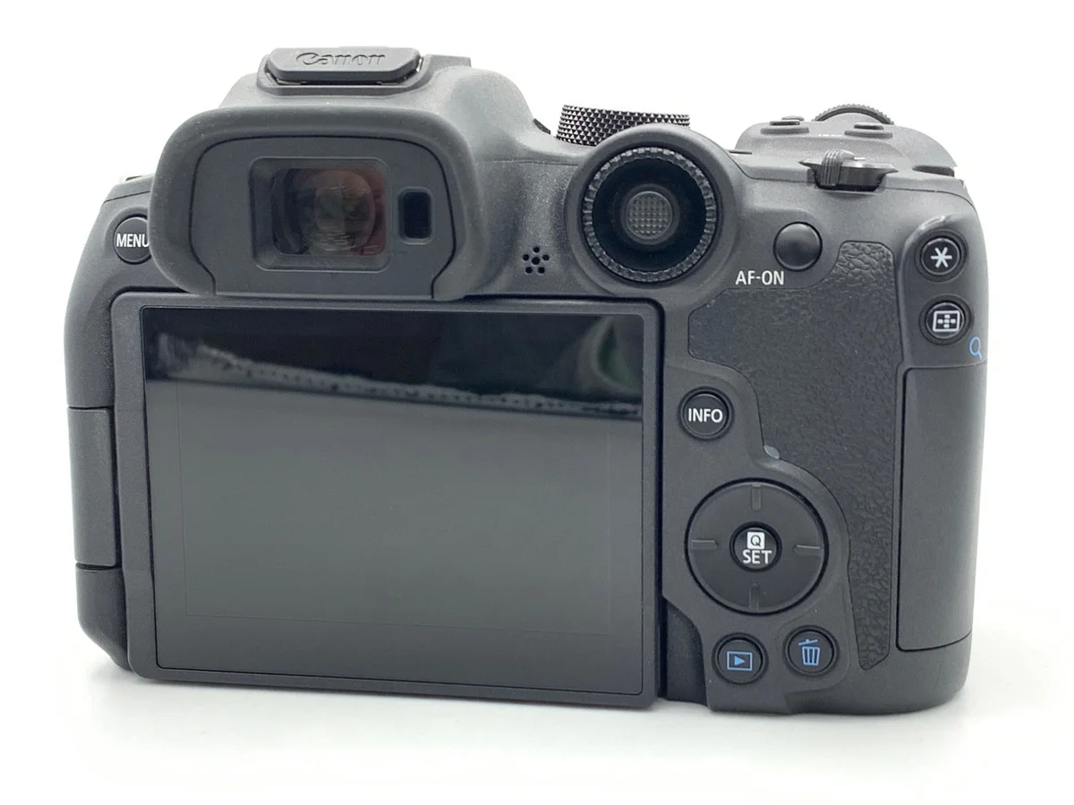 Canon EOS R7