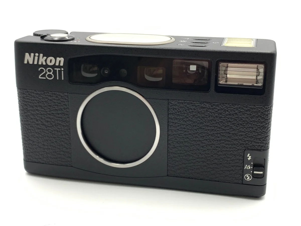 Nikon 28Ti (28/2.8)