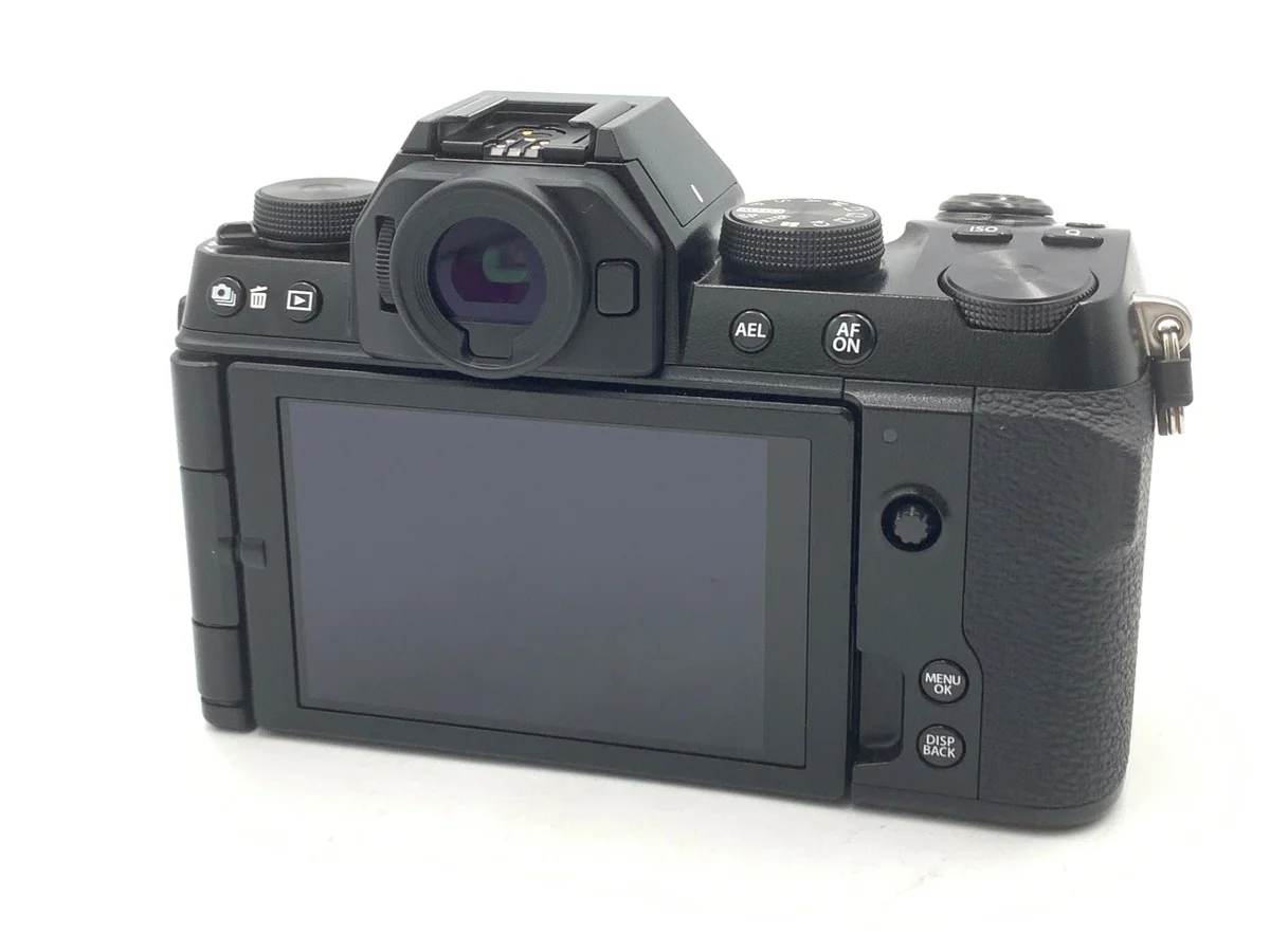 Fujifilm X-S10