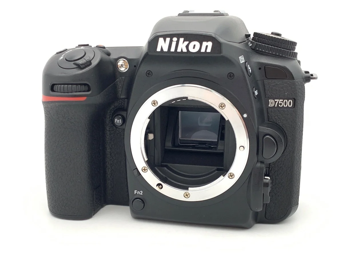 Nikon D7500