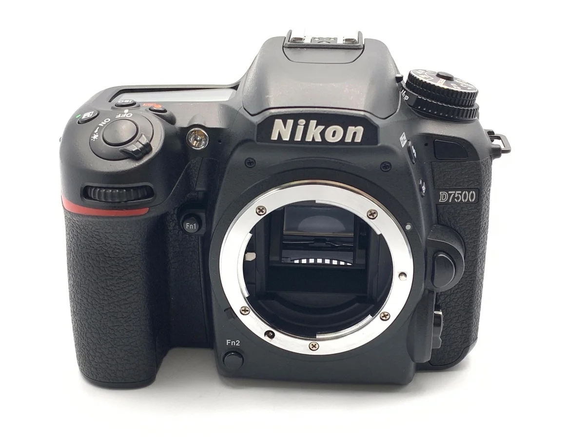 Nikon D7500