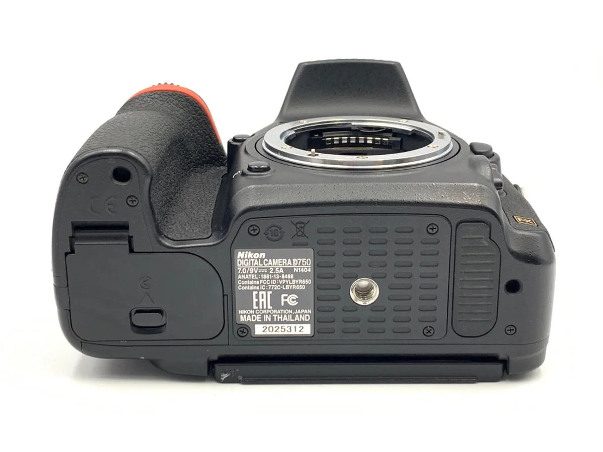 Nikon D750