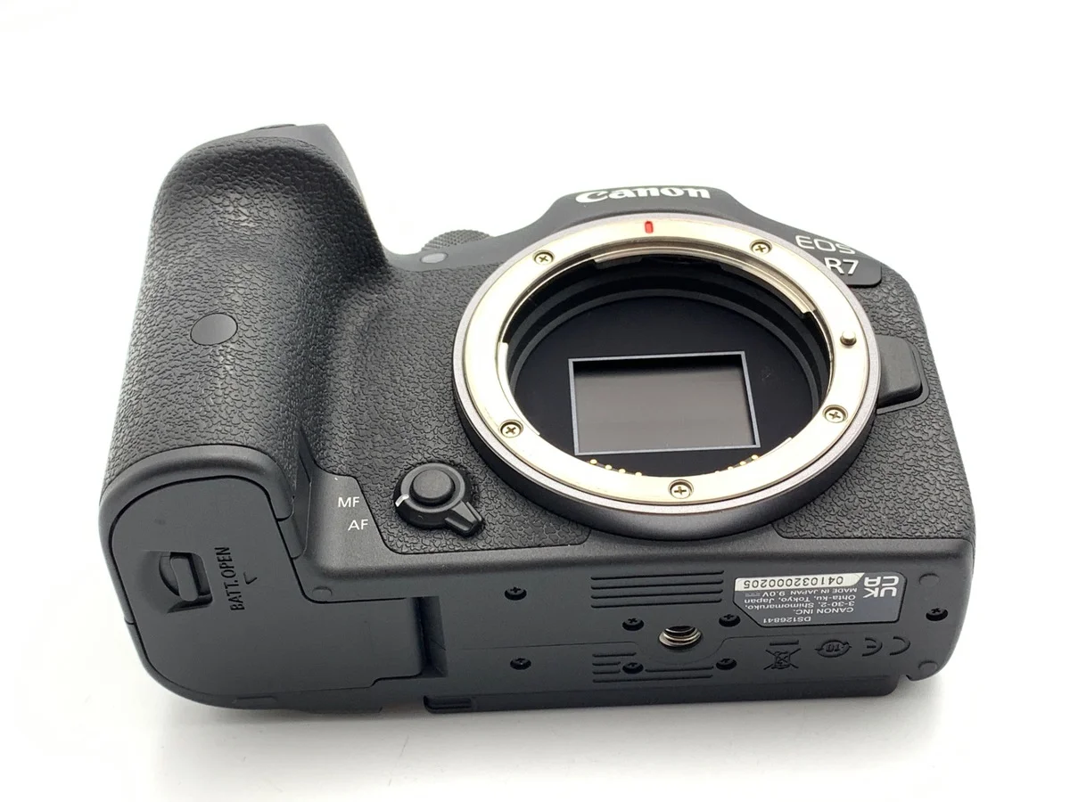 Canon EOS R7