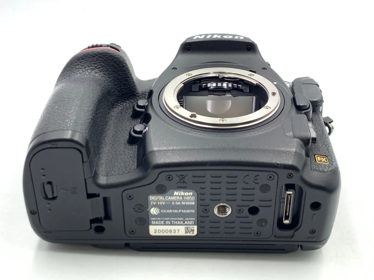 Nikon D850