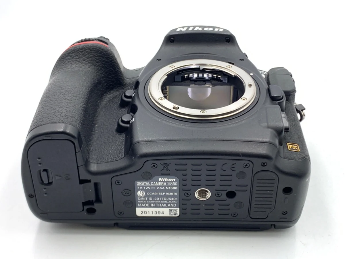 Nikon D850