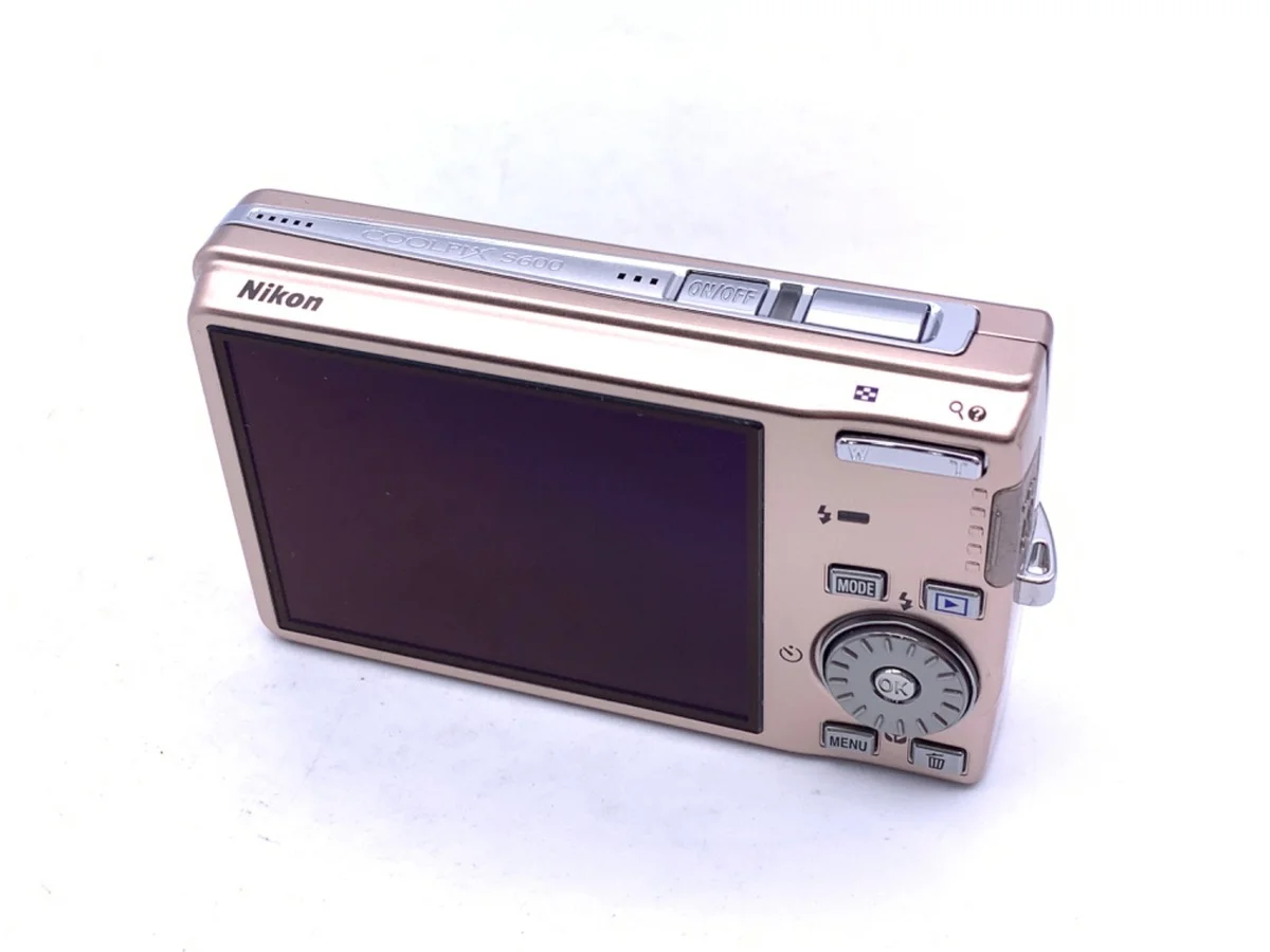 Nikon COOLPIX S600