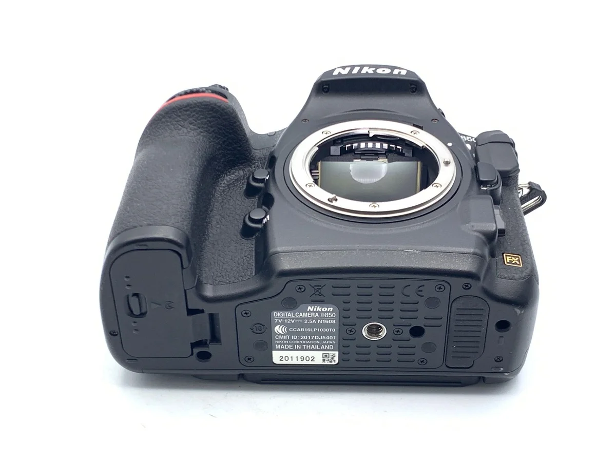 Nikon D850