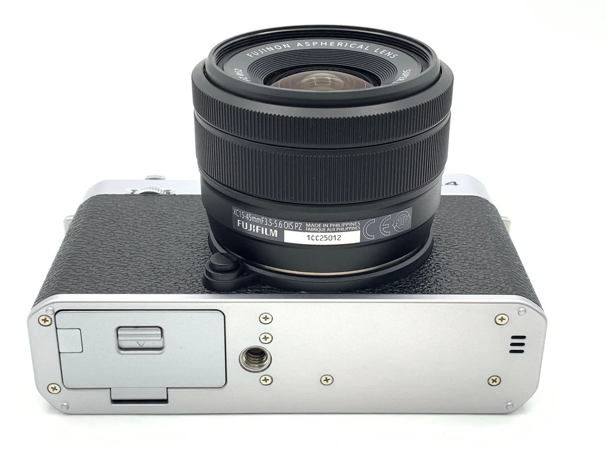 Fujifilm X-E4 XC15-45mm