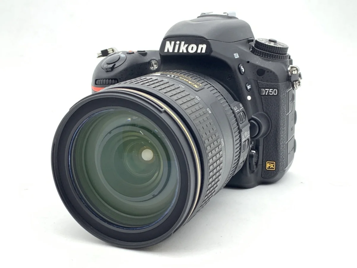 Nikon D750 24-120VR