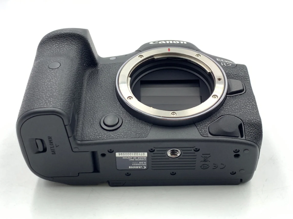 Canon EOS R5