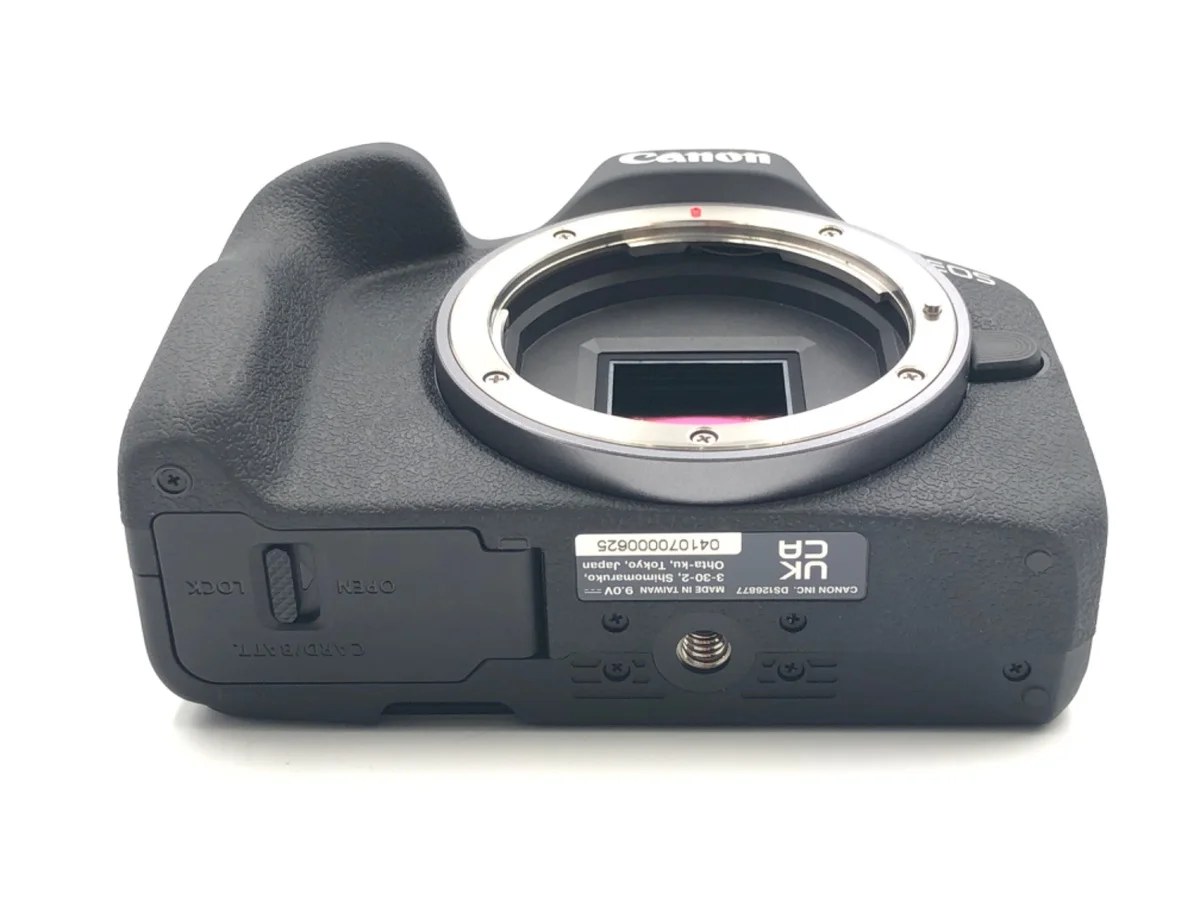 Canon EOS R50