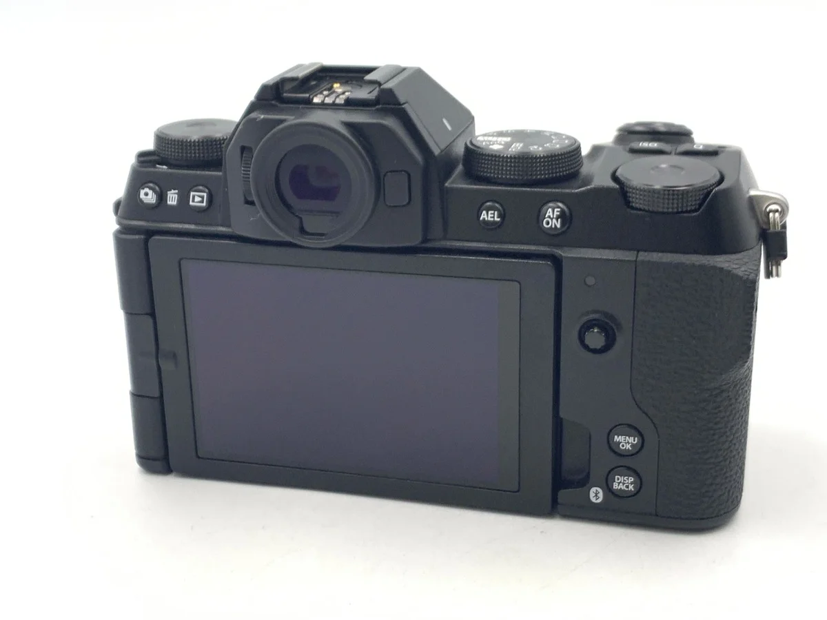 Fujifilm X-S20